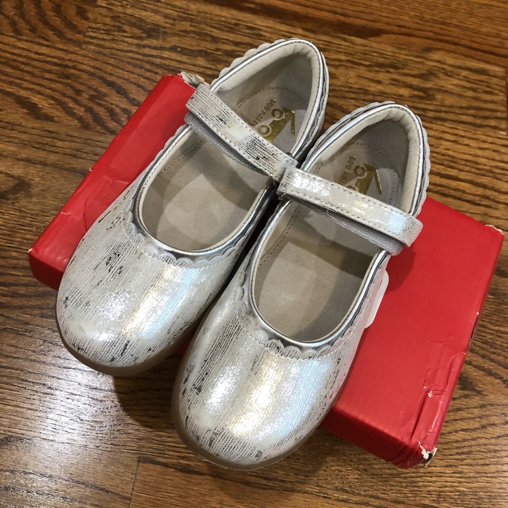 See Kai Run Jane II silver leather dress shoes 2